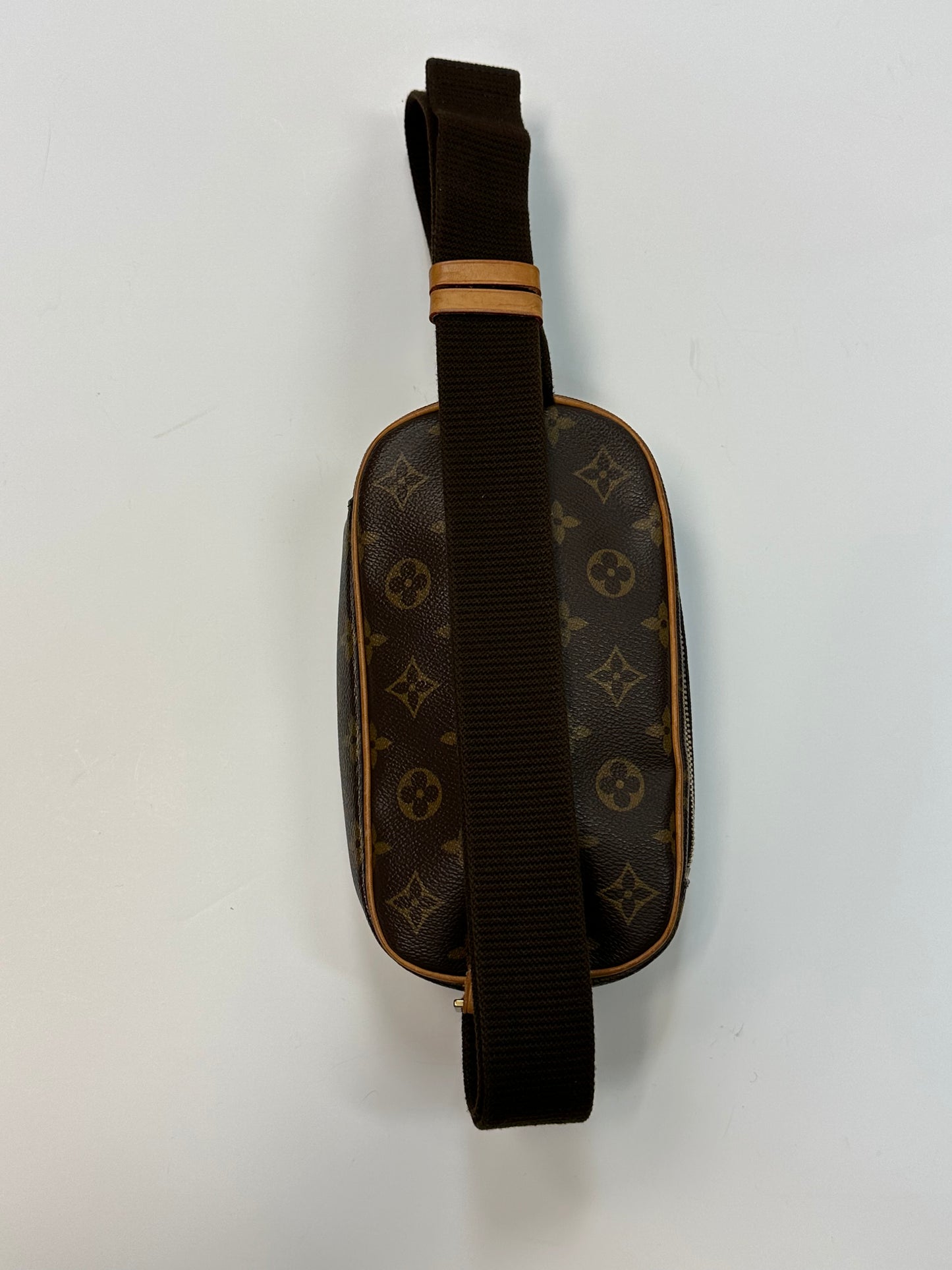 LV Monogram Canvas Pochette Gange