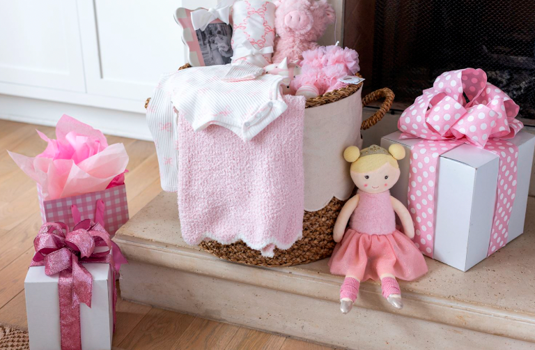 Pink Scalloped Chenille Blanket