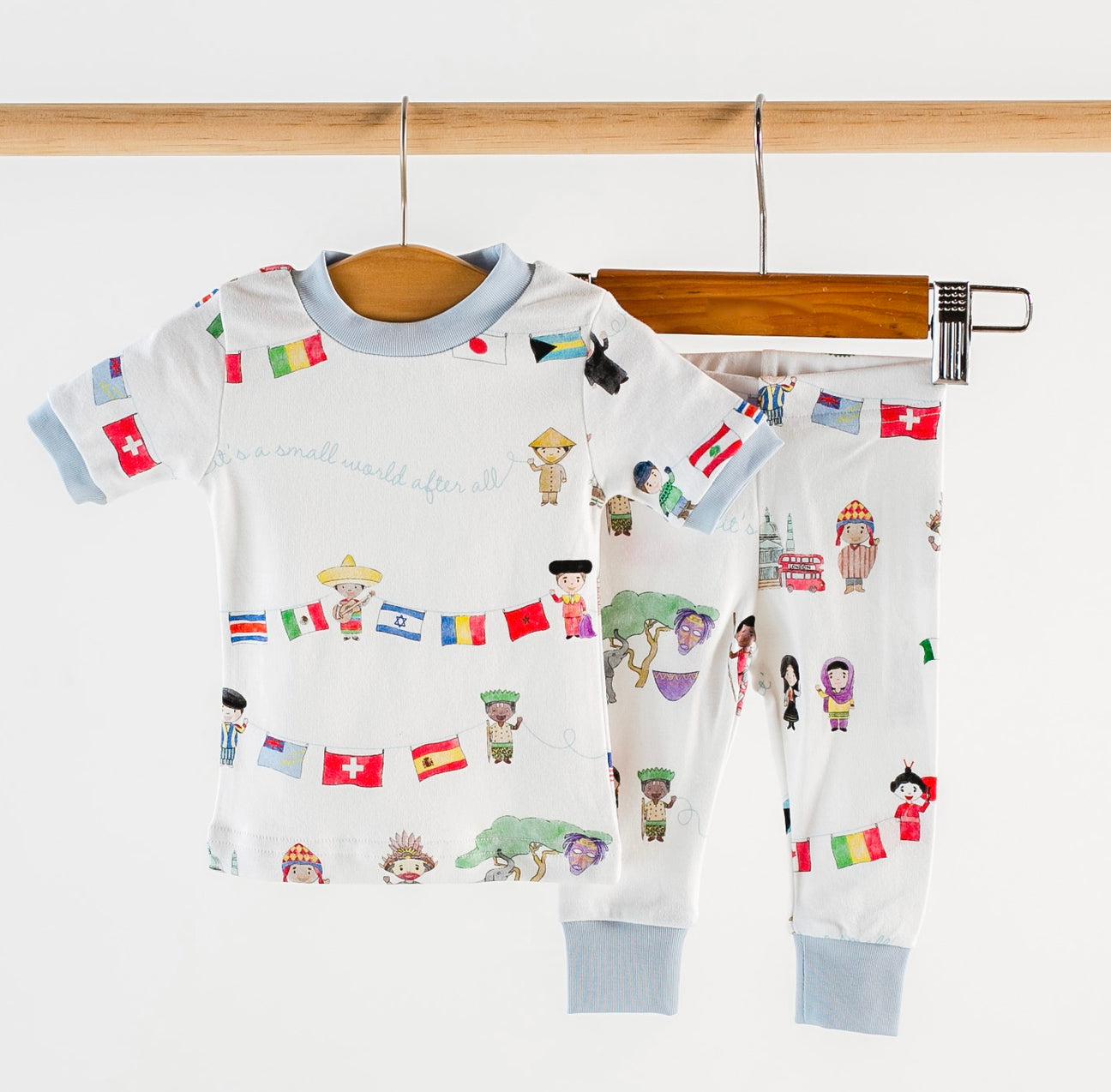 It's a small world Organic Cotton Pajama Set
