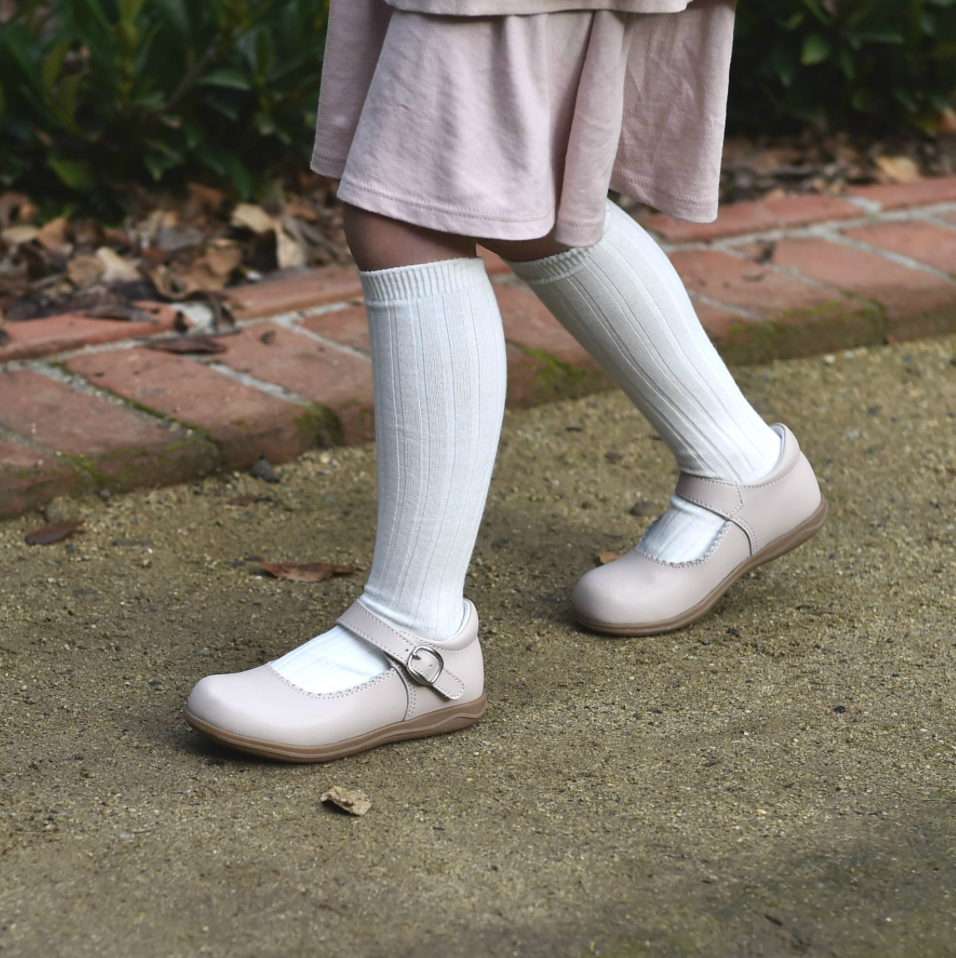 Almond Chloe Classic Scalloped Leather Mary Jane