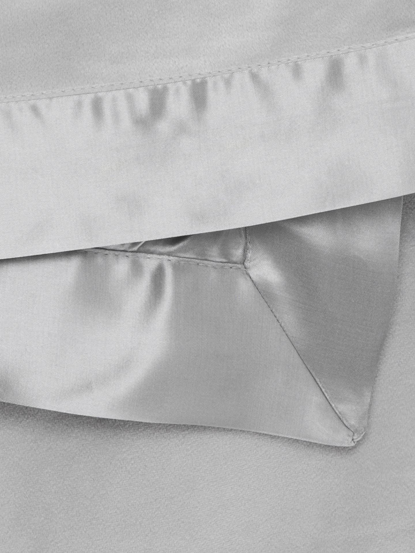 Velvet Deluxe™  Baby Blanket: Pink