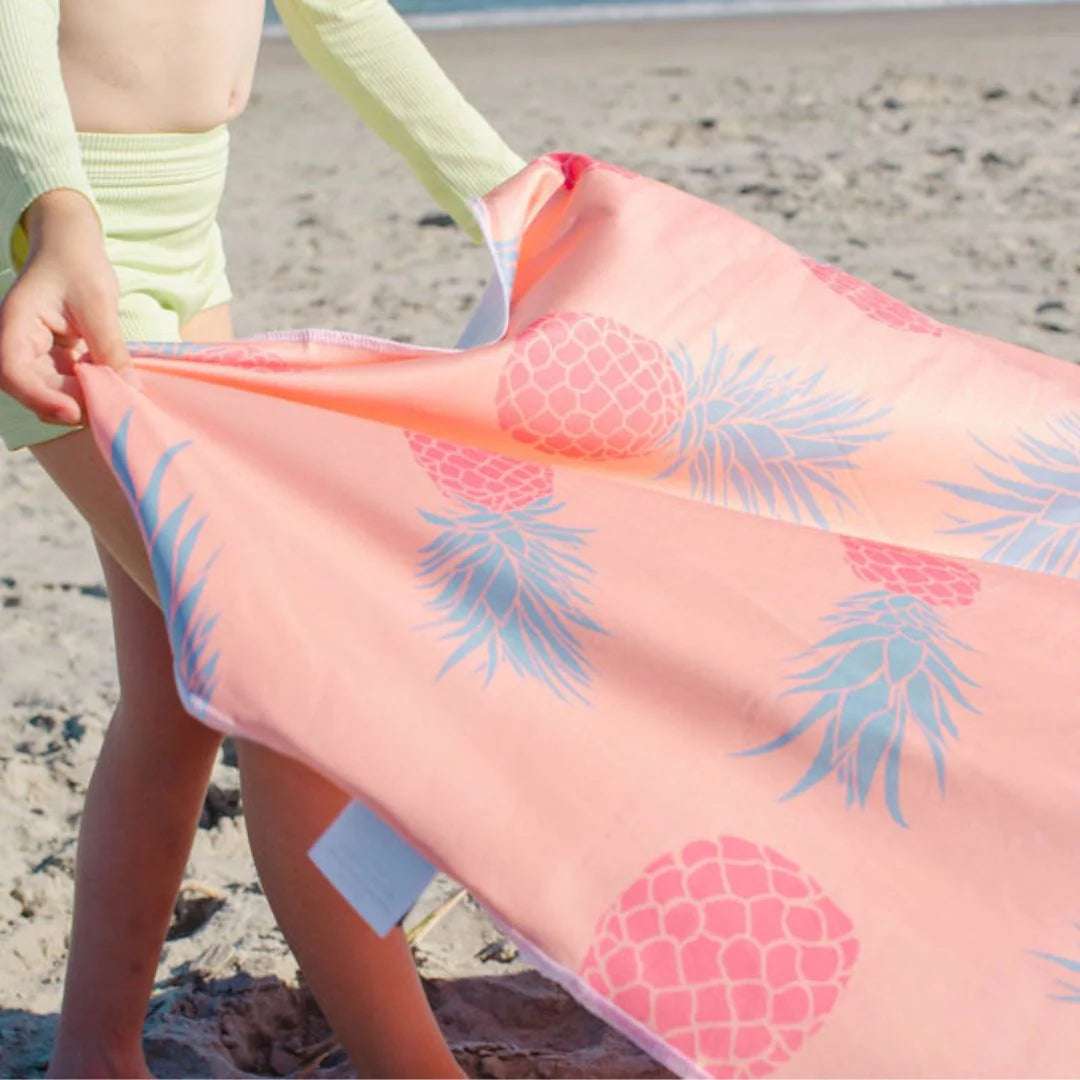 Hala Kahiki UPF 50+ XL Towel