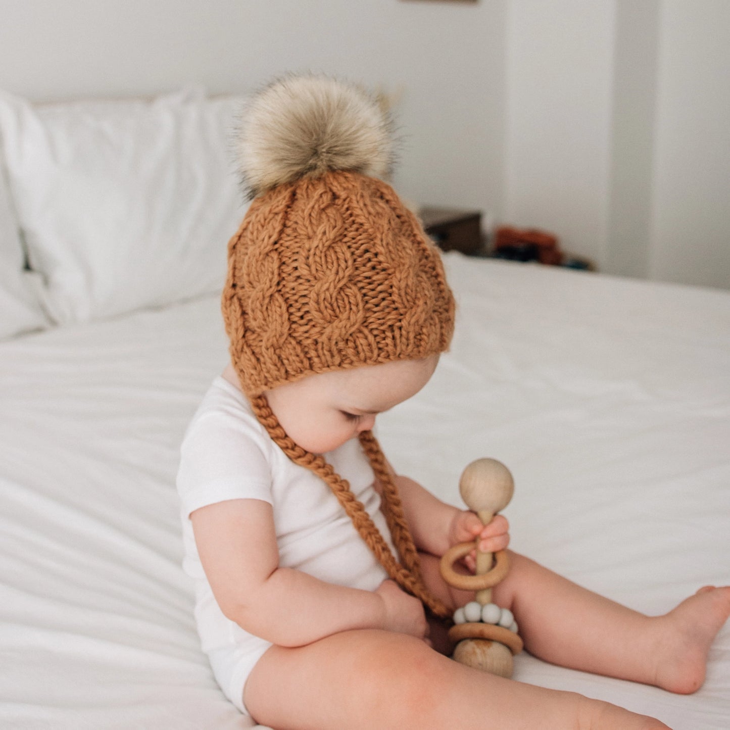 Aspen Pecan Cable Hat