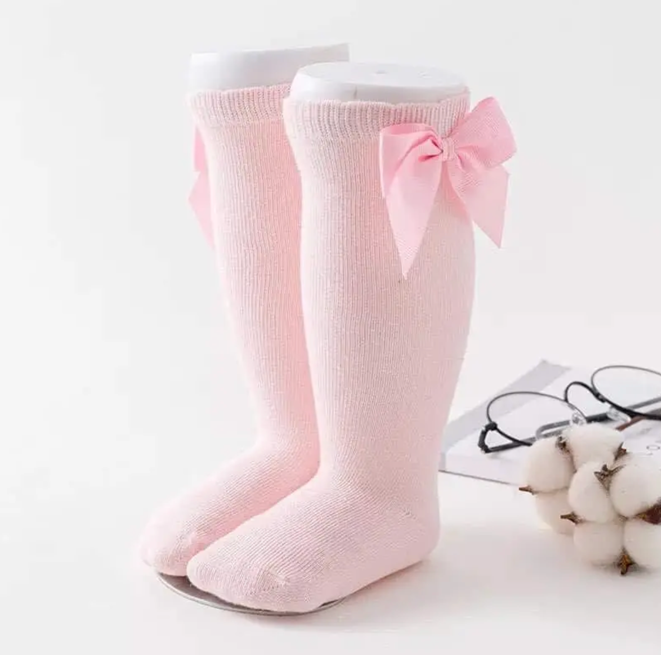 Light Pink Bow Knee High Sock